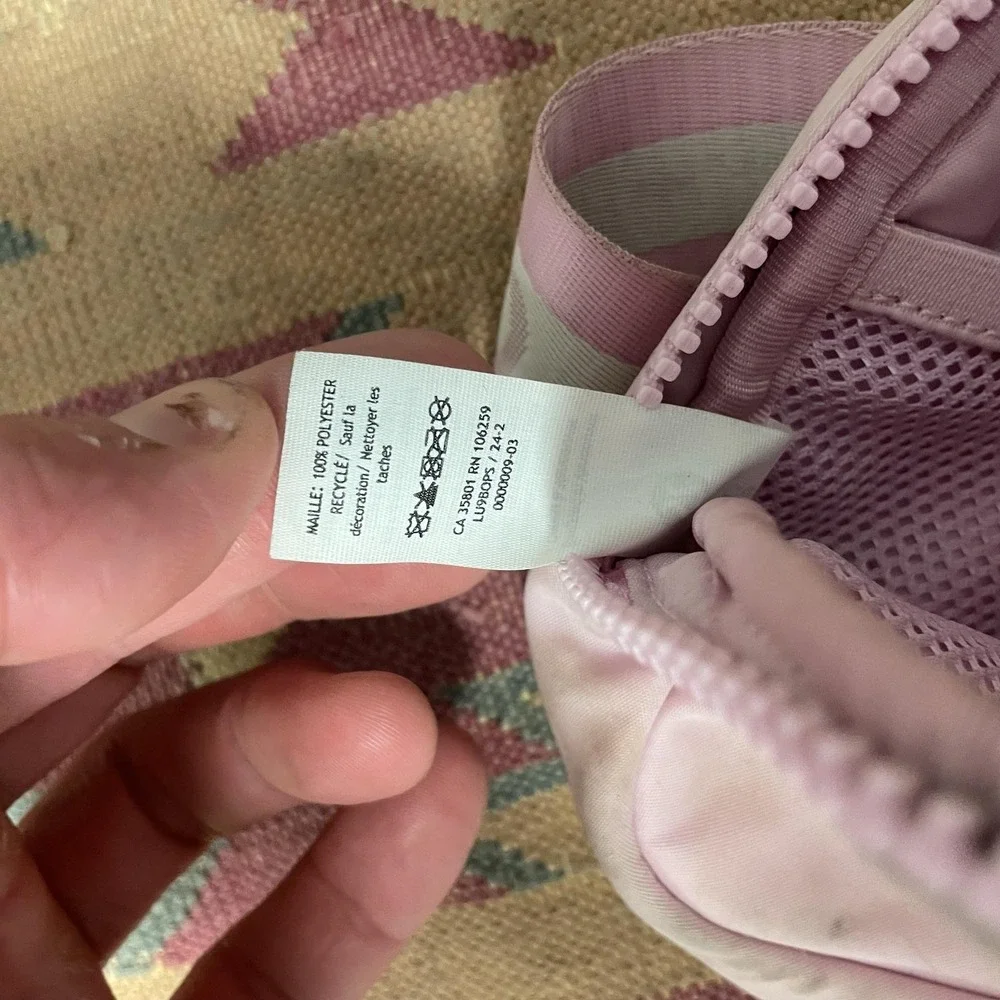 Lululemon Everywhere Belt Bag Womens Small Pink Nylon Fanny Pack Logo Strap